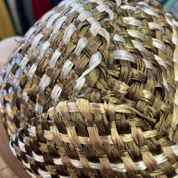 Vintage Ladies Beige Tan Deep Bucket Straw Woven Hat KY Derby Hippie Crocheted - Picture 9 of 10